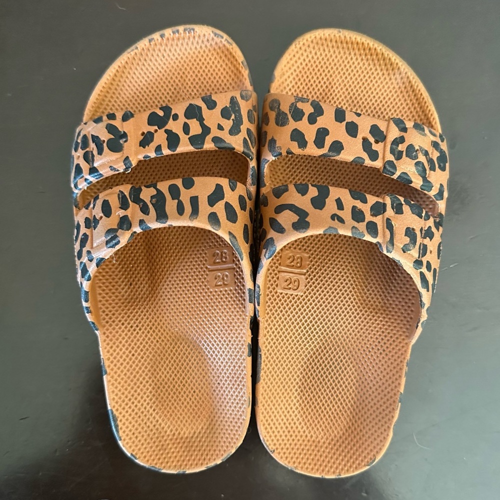 Freedom Moses Sandal Slides